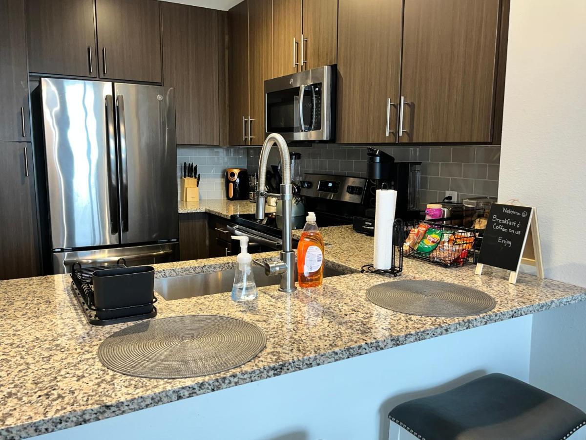 Apartmán Comfy Abode Near Bush Airport Houston Exteriér fotografie